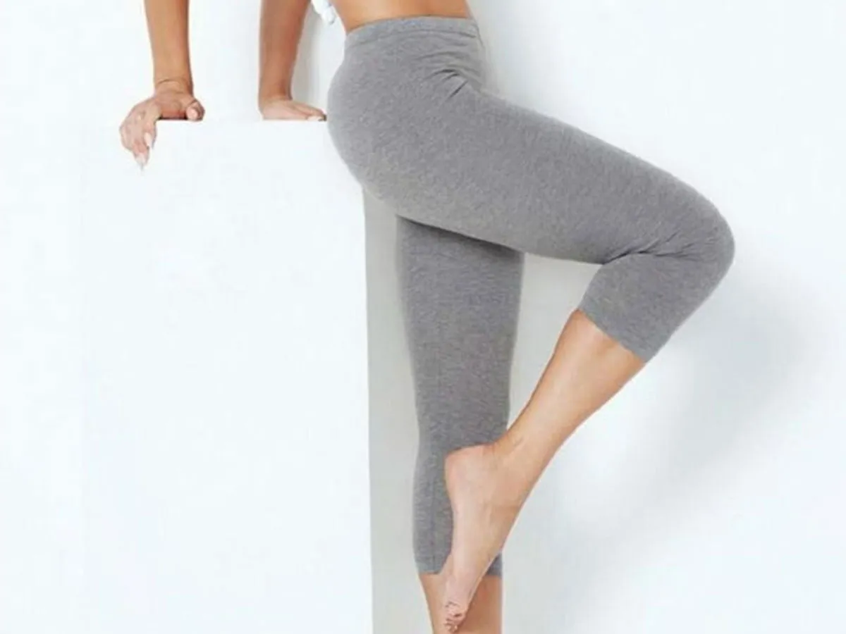 Leggins da donna capri corto in cotone elasticizzato Jadea – 4266 - immagine 3