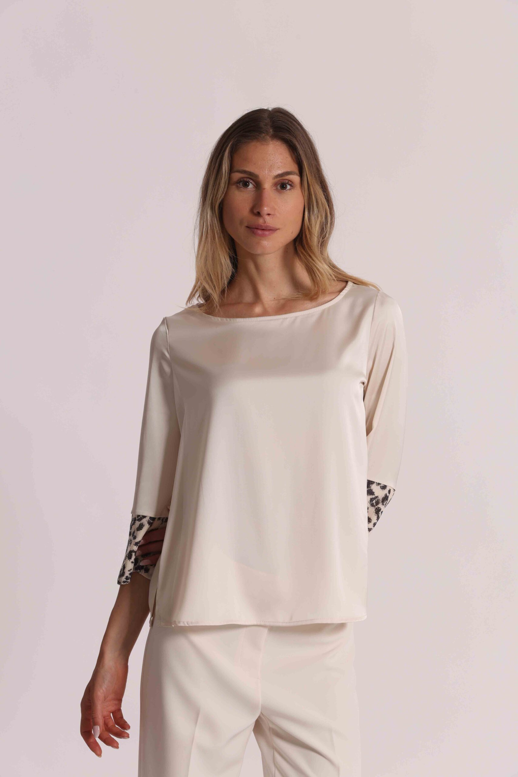 Blusa Latte Latte con Paillettes e Animalier – Mimì Muà Firenze - immagine 5