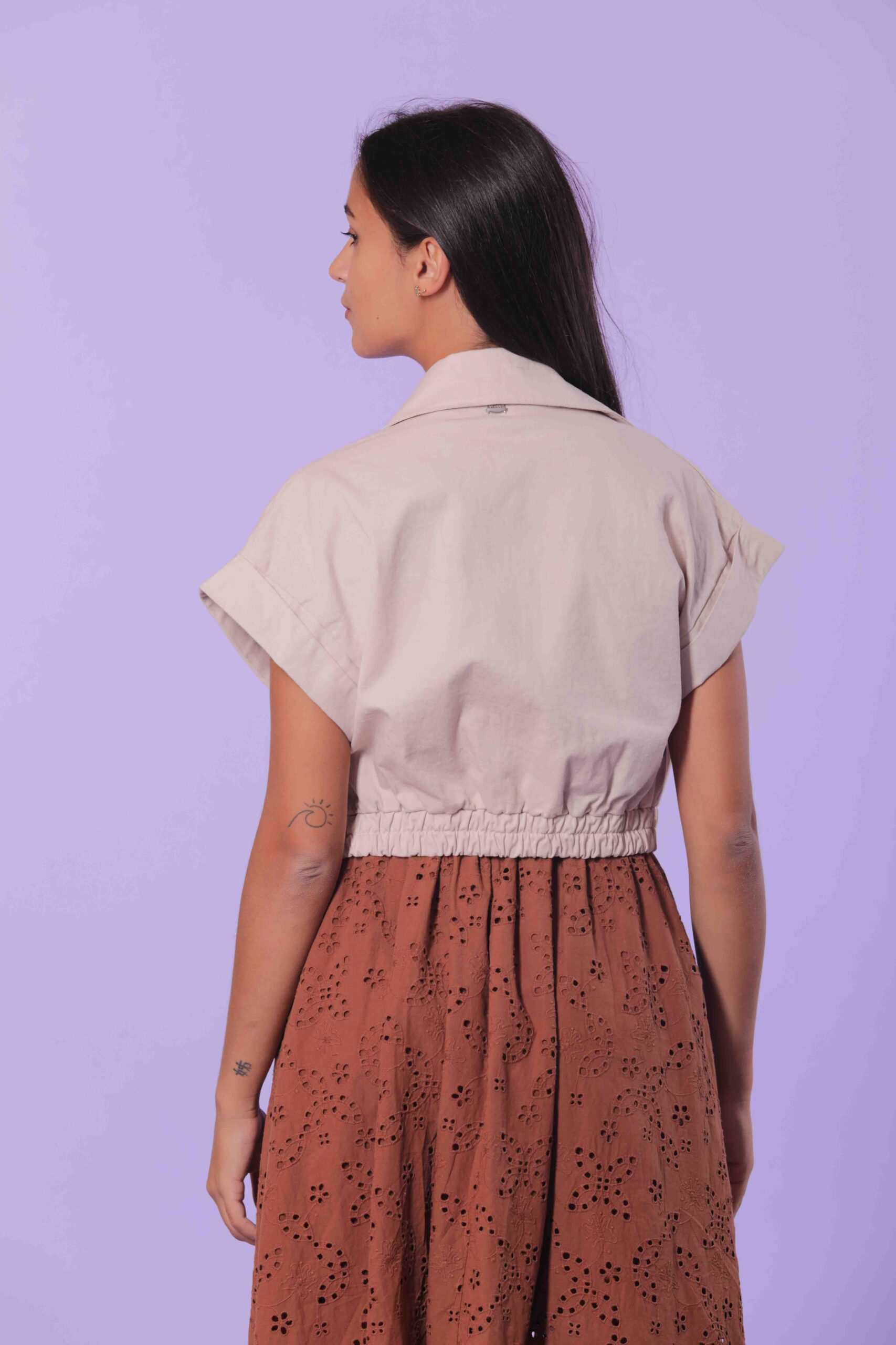 Giacca Cropped in Cotone con Frange Stile Coachella – Gesso - immagine 4