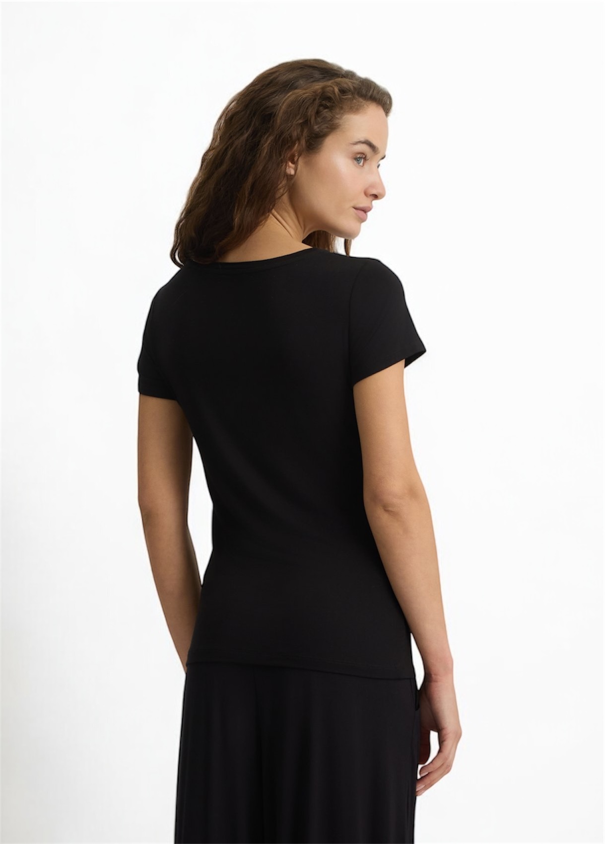 LIU JO VA5226JS360 T-shirt ecosostenibile nero logo fantasia - immagine 6